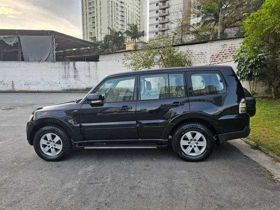 MITSUBISHI PAJERO FULL 3.2 GLS 4X4 16V TURBO INTERCOOLER DIESEL 4P AUTOMÁTICO
